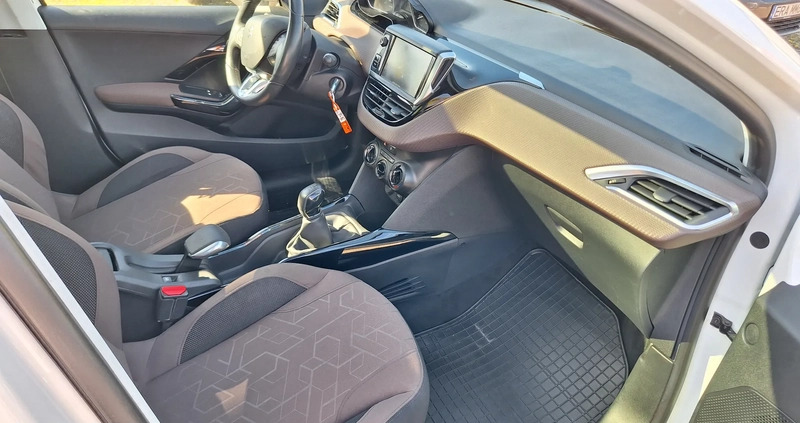 Peugeot 2008 cena 34900 przebieg: 179000, rok produkcji 2014 z Częstochowa małe 92